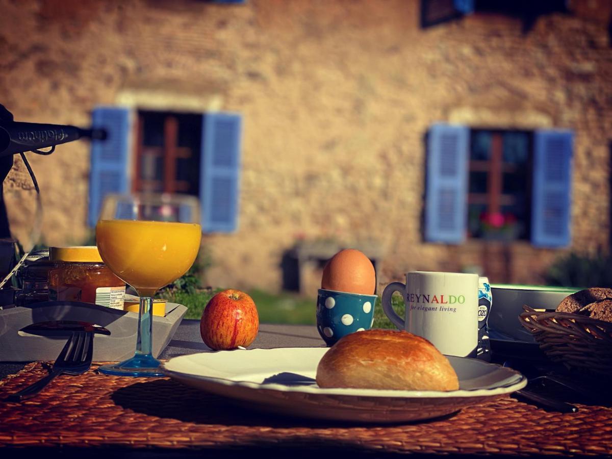 Bed and Breakfast De Oude Pastorie La Celle-En-Morvan Exterior foto