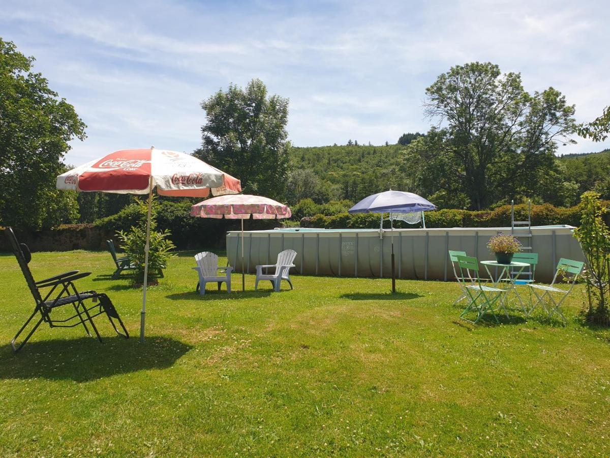 Bed and Breakfast De Oude Pastorie La Celle-En-Morvan Exterior foto