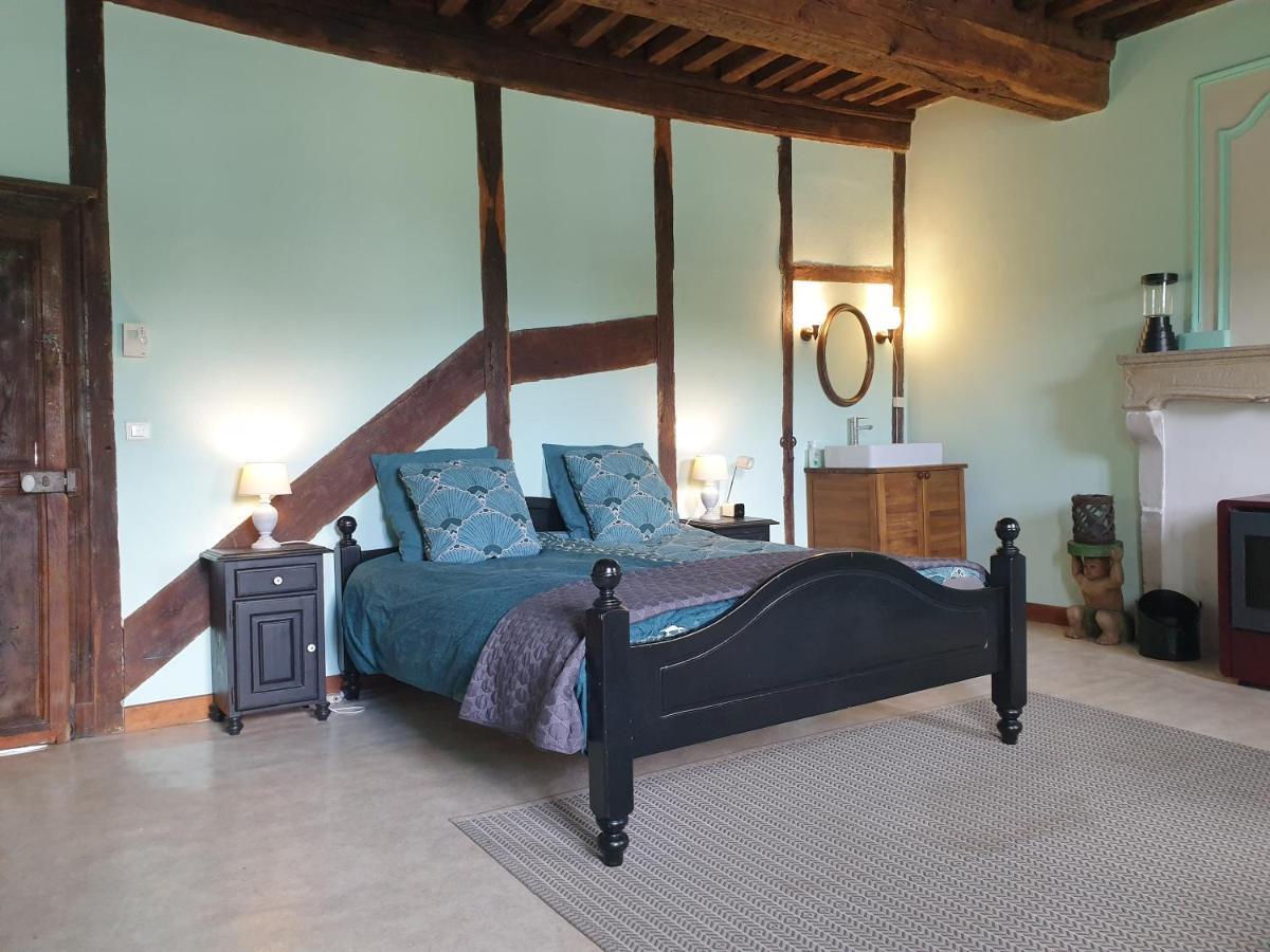Bed and Breakfast De Oude Pastorie La Celle-En-Morvan Exterior foto